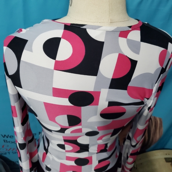 Miss H Top - Picture 4 of 6